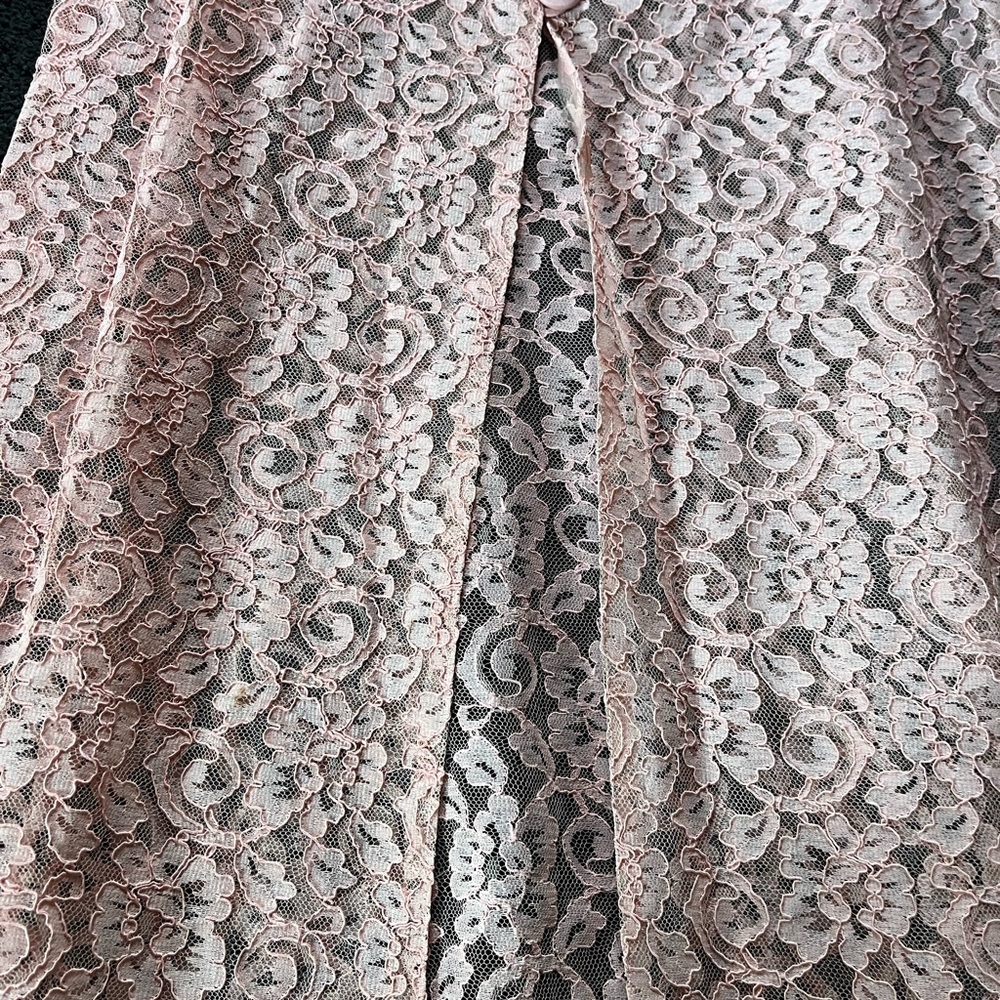 Pink lace cover - Picture 4 of 4
